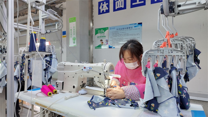 活力迸发的“邵阳密码”服饰